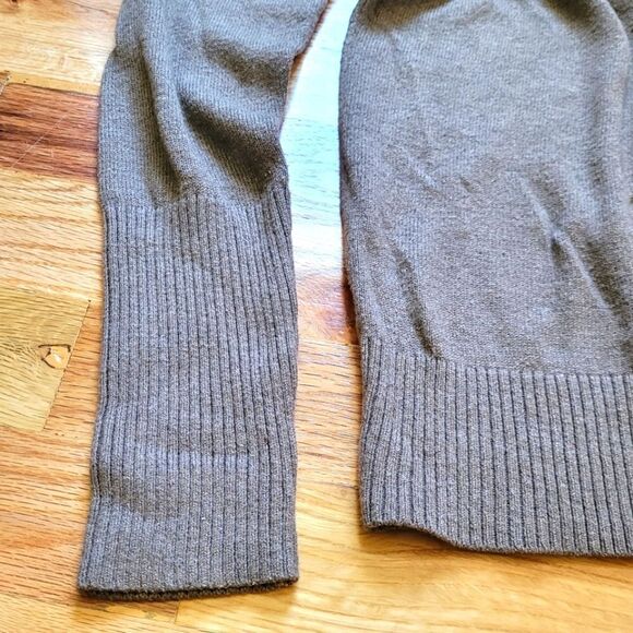 LOFT Ann Taylor Super Soft Turtleneck Sweater Small - Picture 2 of 8